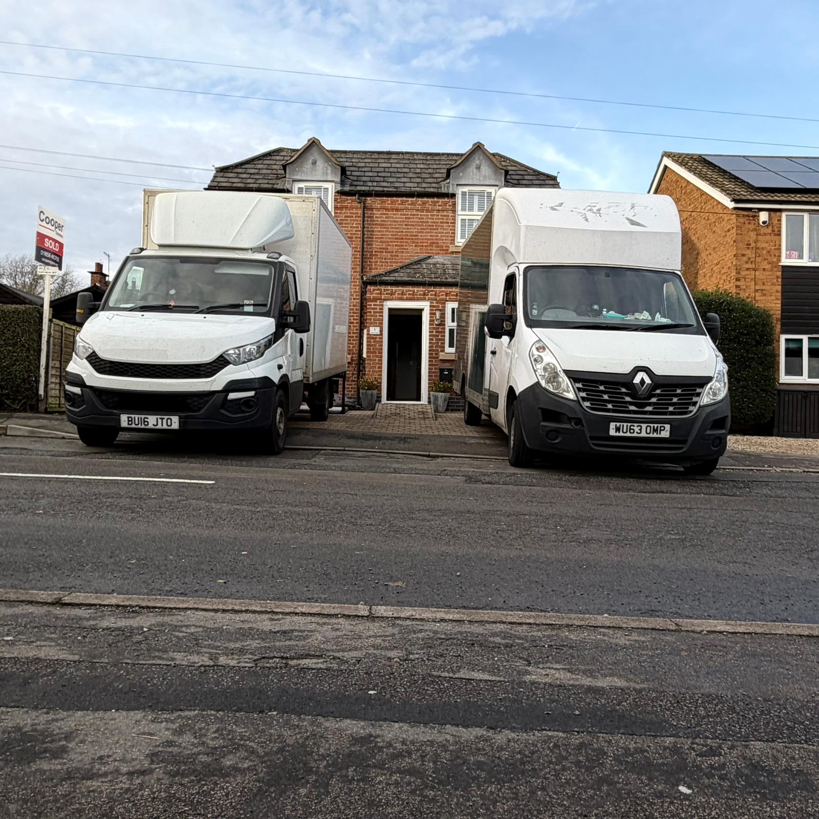 Zeus Removals vehicle for professional House Removals Rushden and Northamptonshire moves